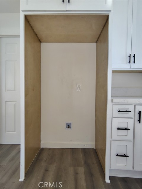 Detail Gallery Image 10 of 29 For 231 E Century, Los Angeles,  CA 90003 - 2 Beds | 1/1 Baths