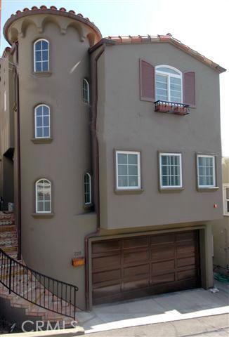 228 5th Place, Manhattan Beach, California 90266, 3 Bedrooms Bedrooms, ,2 BathroomsBathrooms,For Sale,5th,S947152