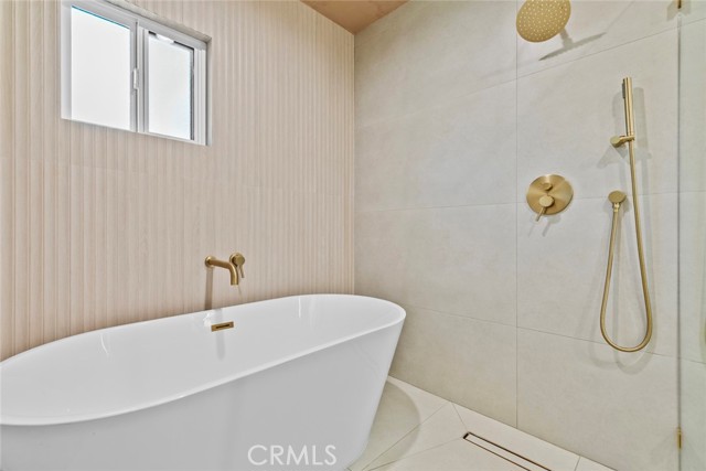 Detail Gallery Image 26 of 49 For 8321 Outland View, Sun Valley,  CA 91352 - 3 Beds | 4 Baths