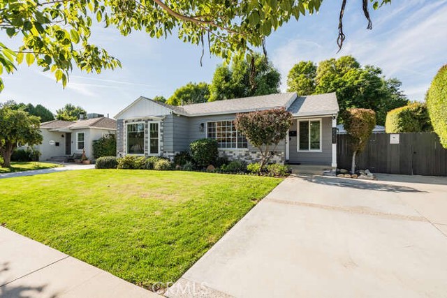 Front Image Thumbnail for CRSR25266354