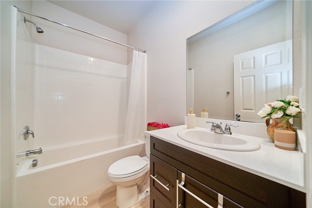 Detail Gallery Image 27 of 41 For 1202 Clipper Ln, Harbor City,  CA 90710 - 4 Beds | 3 Baths