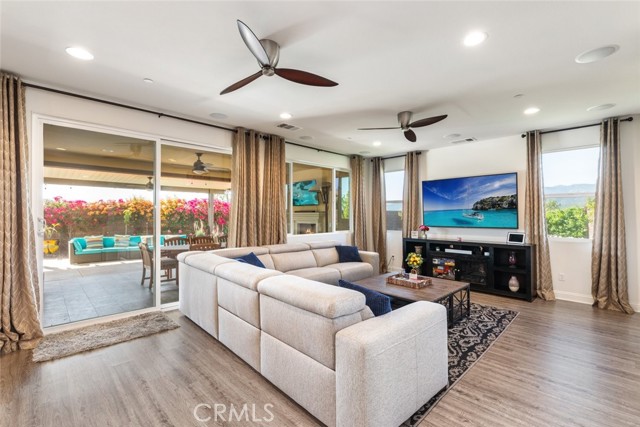 Detail Gallery Image 20 of 69 For 29364 Saltbush, Lake Elsinore,  CA 92530 - 5 Beds | 4/1 Baths