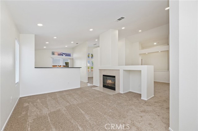 2440 Marigold Way, Corona CA: https://media.crmls.org/medias/734407f8-513c-440d-ae8a-69a4d5ec66fb.jpg