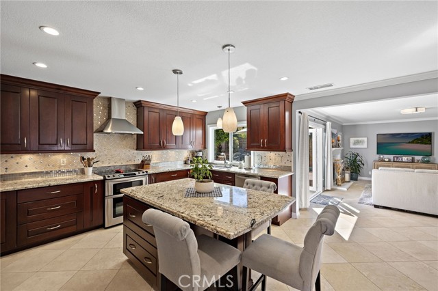 Detail Gallery Image 12 of 37 For 21822 Shenandoah, Lake Forest,  CA 92630 - 4 Beds | 2/1 Baths