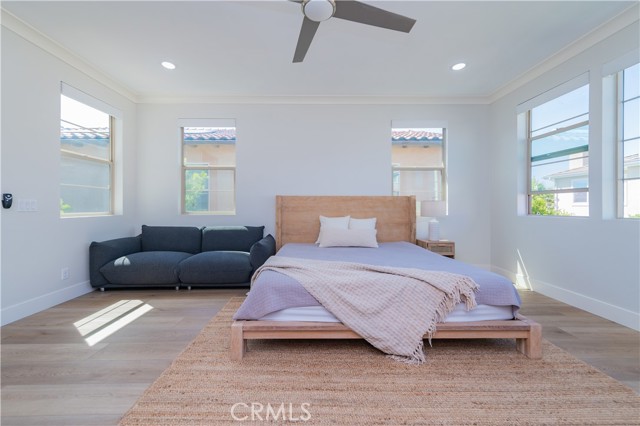 53 Lunar, Irvine CA: https://media.crmls.org/medias/73443822-7c55-4c7f-a6b9-505368ee01a4.jpg