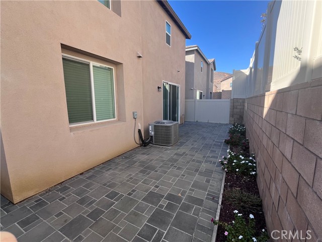 Detail Gallery Image 24 of 31 For 913 Helena Ridge, Lake Elsinore,  CA 92530 - 3 Beds | 2/1 Baths