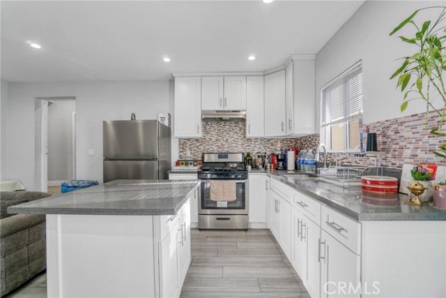 Detail Gallery Image 41 of 47 For 7663 Shadyglade Ave, North Hollywood,  CA 91605 - – Beds | – Baths