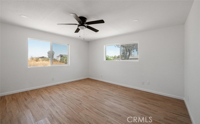 Detail Gallery Image 32 of 43 For 15758 Mark, Madera,  CA 93636 - 5 Beds | 3/1 Baths