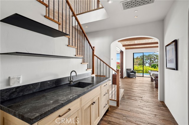 444 De Sola, Corona del Mar CA: https://media.crmls.org/medias/73457d31-a329-4faf-9244-7a98fbfc9ce2.jpg