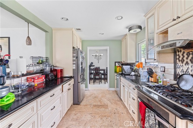 Detail Gallery Image 13 of 51 For 3534 Palisade St, Chino Hills,  CA 91709 - 3 Beds | 2/1 Baths