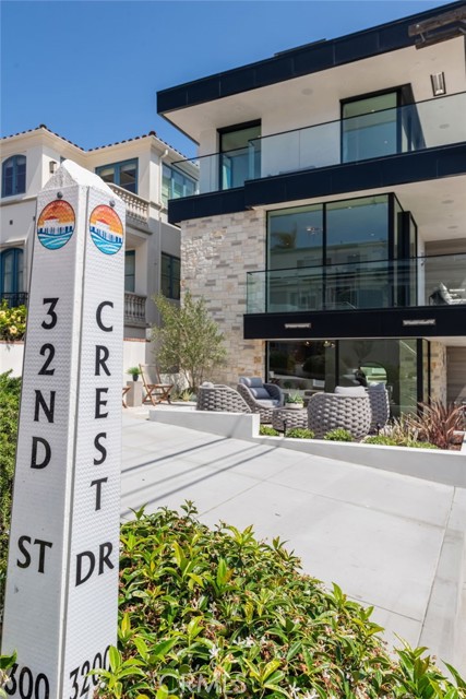 Image 62 of 70 For 316 32nd Street