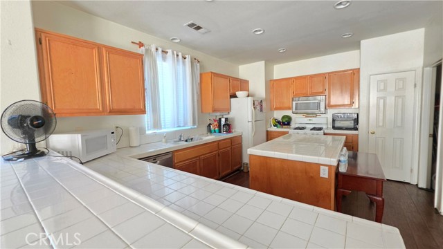 24852 Picnic Ln, Wildomar, CA 92595 photo 17