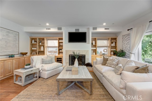 Detail Gallery Image 11 of 70 For 2603 Ralston Ln, Redondo Beach,  CA 90278 - 4 Beds | 4 Baths