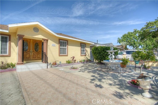 Detail Gallery Image 1 of 1 For 2701 183rd St, Redondo Beach,  CA 90278 - 4 Beds | 3 Baths