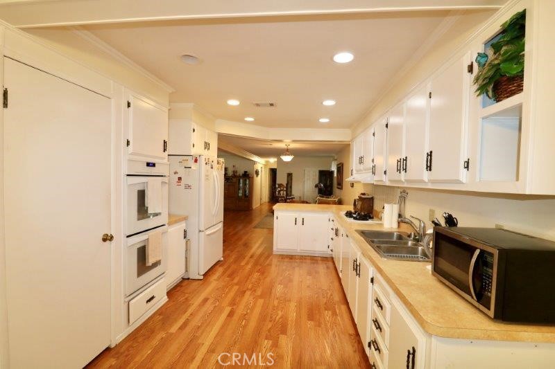 MLS #OC25238608 image #32