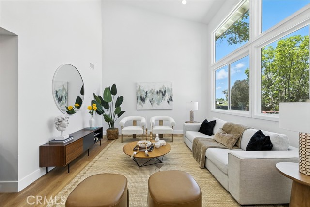 2344 Santa Anita Road, Norco CA: https://media.crmls.org/medias/734be0ff-0675-449a-8590-d3a1a847e6f2.jpg