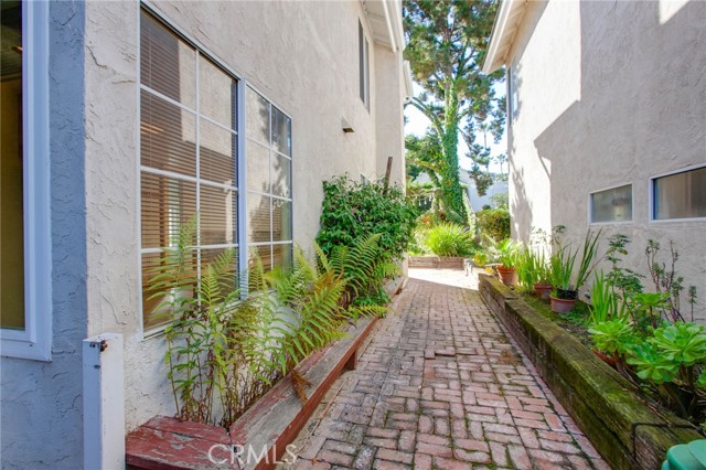 Detail Gallery Image 33 of 64 For 6837 via Verano, Carlsbad,  CA 92009 - 3 Beds | 2/1 Baths