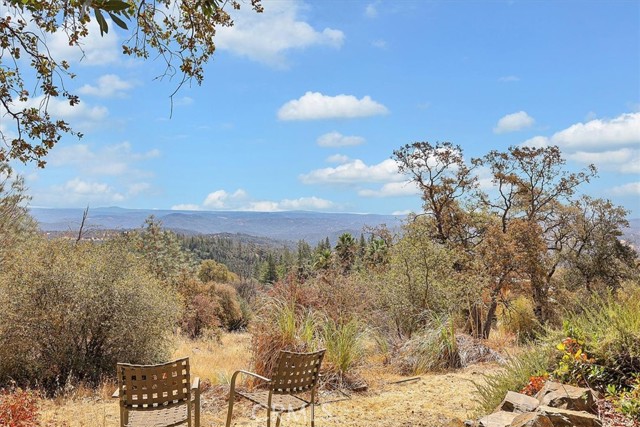 Detail Gallery Image 1 of 75 For 9018 Winding Way, Oregon House,  CA 95962 - 3 Beds | 3/1 Baths
