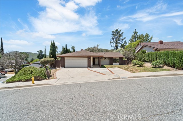 4005 Joelton Drive, Agoura Hills CA: https://media.crmls.org/medias/734d32ae-751d-4dd3-be6f-8ea8fc76094d.jpg