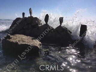 https://media.crmls.org/medias/734ea098-15d8-4f59-acfa-4dc84cbd08b3.jpg?preset=X-Large