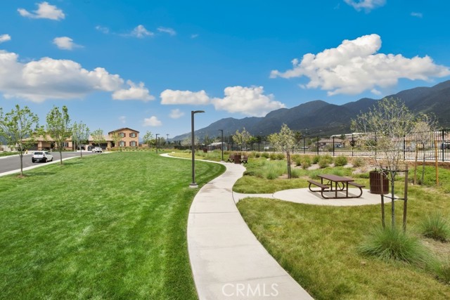 3557 W Seco Drive, San Bernardino CA: https://media.crmls.org/medias/734fa40f-387d-4414-b05d-c1232afda548.jpg