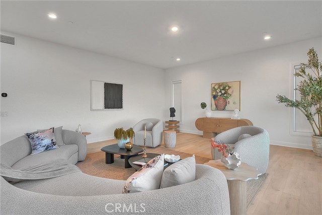 Detail Gallery Image 22 of 68 For 20164 Galway Ln, Porter Ranch,  CA 91326 - 5 Beds | 5/1 Baths