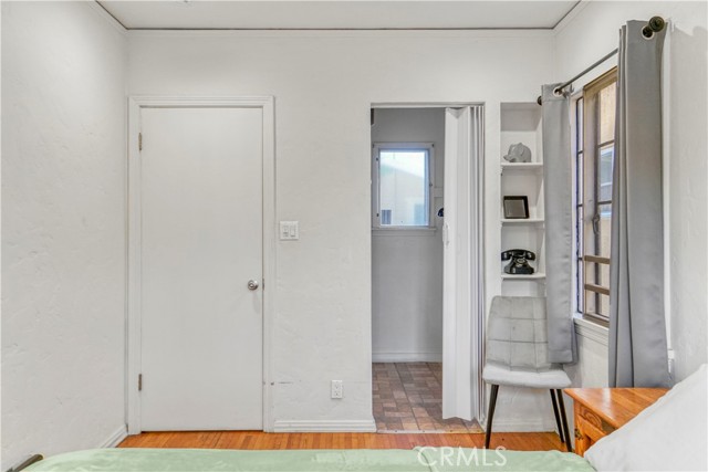 102 Bonito Avenue, Long Beach CA: https://media.crmls.org/medias/7350c203-c665-4f12-ad84-053f78129618.jpg