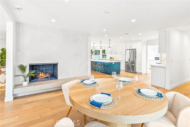 Detail Gallery Image 11 of 55 For 2309 Irvine Ave, Newport Beach,  CA 92660 - 4 Beds | 2/1 Baths