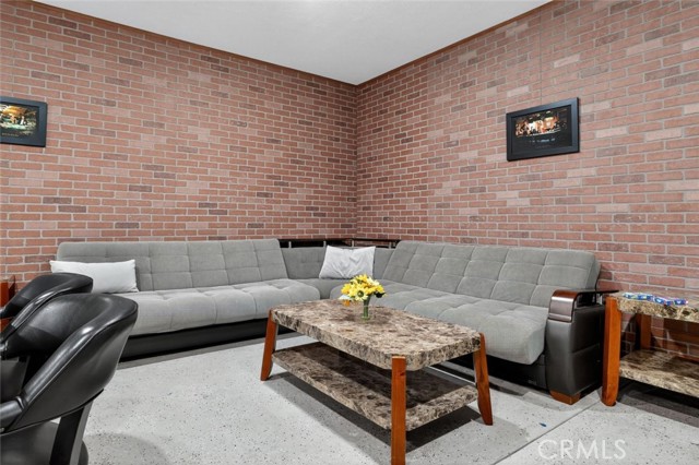 12220 Skyline Drive, Desert Hot Springs CA: https://media.crmls.org/medias/73516262-e54d-4fa2-bdf1-613666426837.jpg