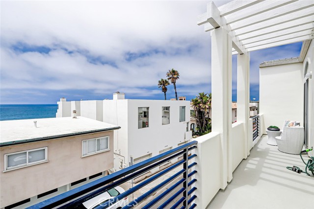 1418 Ocean Drive, Manhattan Beach, California 90266, 2 Bedrooms Bedrooms, ,2 BathroomsBathrooms,Residential,Sold,Ocean,SB24168687