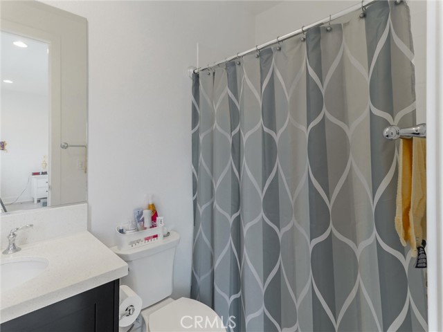 Detail Gallery Image 28 of 43 For 20725 W Liana Ct, Porter Ranch,  CA 91326 - 5 Beds | 5/1 Baths