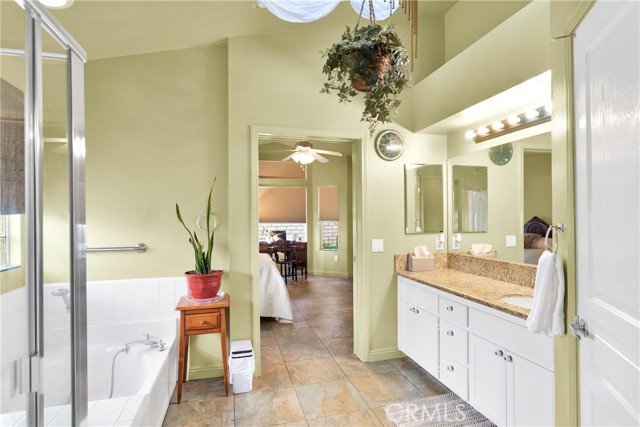 Detail Gallery Image 22 of 47 For 11529 Mountain Meadow Dr, Apple Valley,  CA 92308 - 2 Beds | 2 Baths