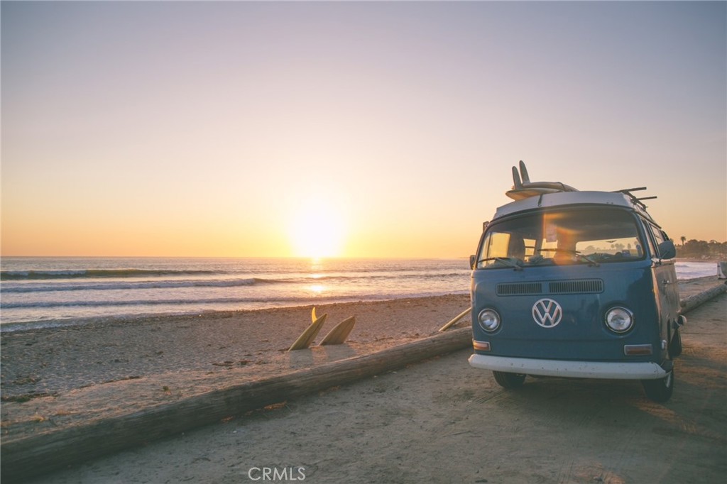 https://media.crmls.org/medias/7353c322-35b1-453b-a761-c83acb7e6259.jpg?preset=X-Large