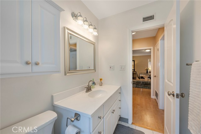 Image 35 of 63 For 1519 Victoria