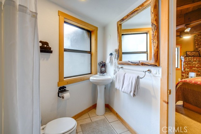 676 Butte Avenue, Big Bear City CA: https://media.crmls.org/medias/7354b419-edf5-4443-9089-336b517bb2b6.jpg