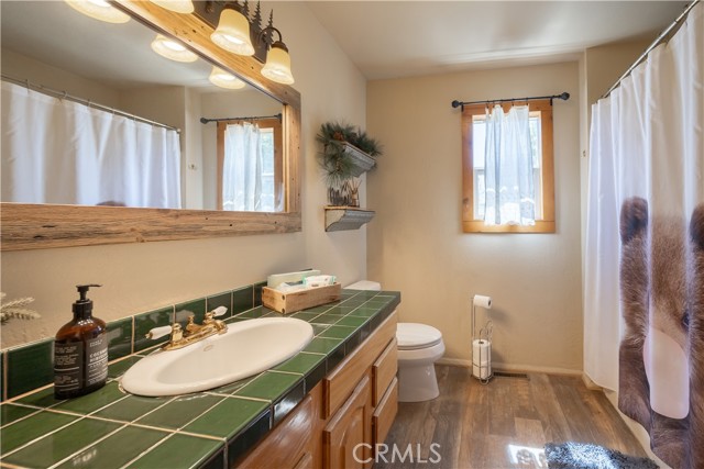 42816 Monterey Street, Big Bear Lake CA: https://media.crmls.org/medias/7354b593-f59e-4ff7-a0fc-83fa73099fcd.jpg