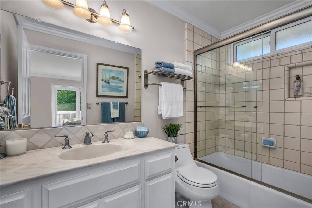 36. 4032 Rousseau Ln Palos Verdes Peninsula, CA 90274