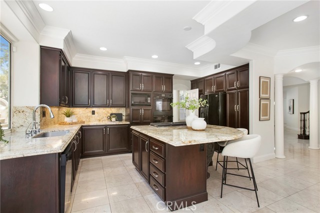 25 Santa Maria, Lake Forest CA: https://media.crmls.org/medias/7355b4aa-dfcb-4b23-b1d4-51cf472143ee.jpg