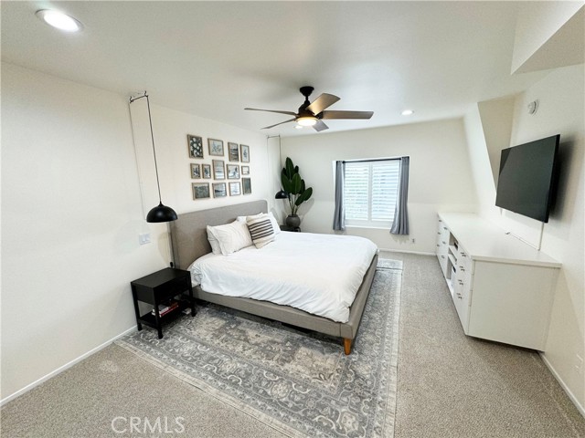 Detail Gallery Image 10 of 23 For 14315 Riverside Dr #207,  Sherman Oaks,  CA 91423 - 2 Beds | 2 Baths