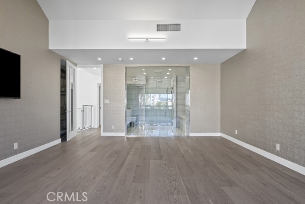 Detail Gallery Image 12 of 21 For 5315 White Oak #M,  Encino,  CA 91316 - 3 Beds | 3 Baths