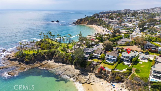 1051 Marine Drive, Laguna Beach CA: https://media.crmls.org/medias/73560c4e-47aa-435e-bb8f-56bd62f80ae9.jpg