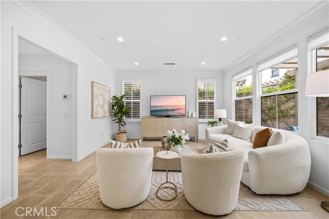 Detail Gallery Image 8 of 63 For 163 Rodeo, Irvine,  CA 92602 - 3 Beds | 2/1 Baths