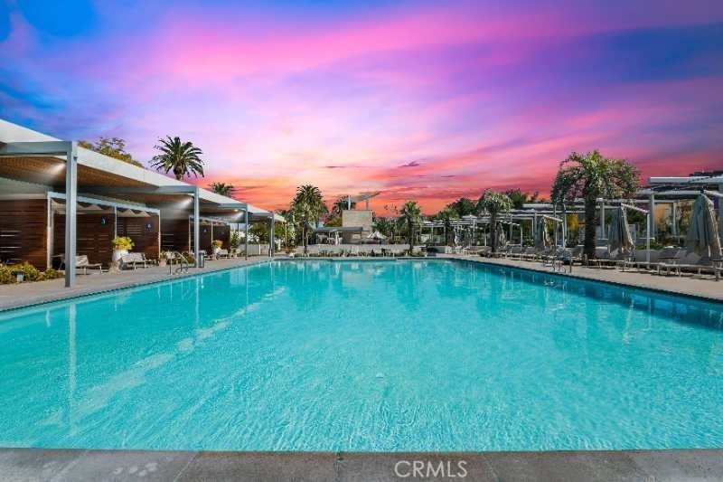 73571930 D2fb 41a1 A201 9d91ff0ab0fb