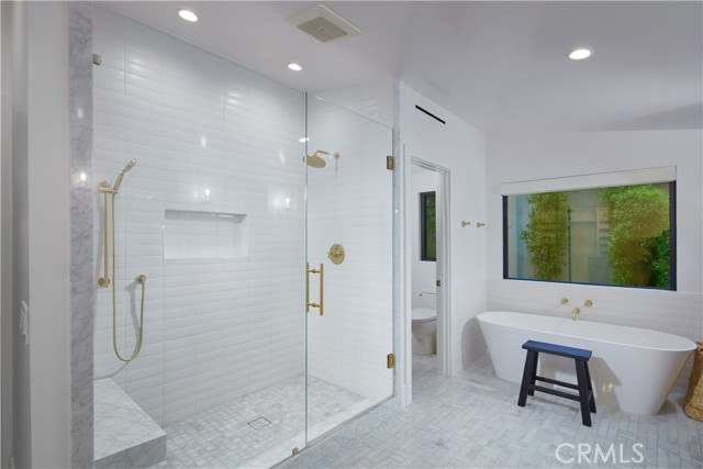 Detail Gallery Image 18 of 47 For 333 Milford Dr, Corona Del Mar,  CA 92625 - 4 Beds | 4/1 Baths