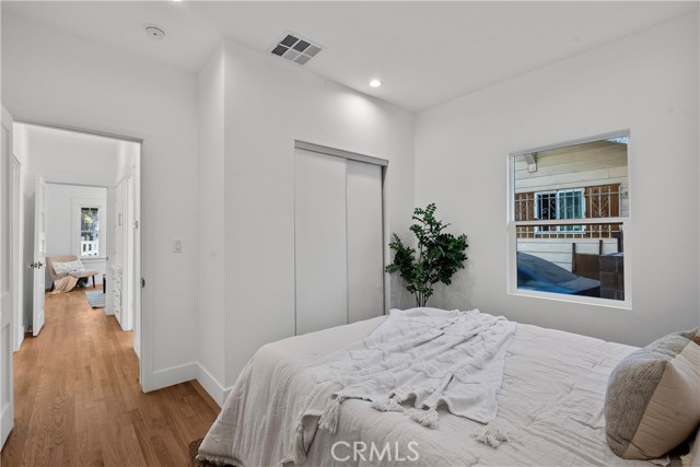 Detail Gallery Image 21 of 38 For 1337 W 49th St, Los Angeles,  CA 90037 - 3 Beds | 2 Baths