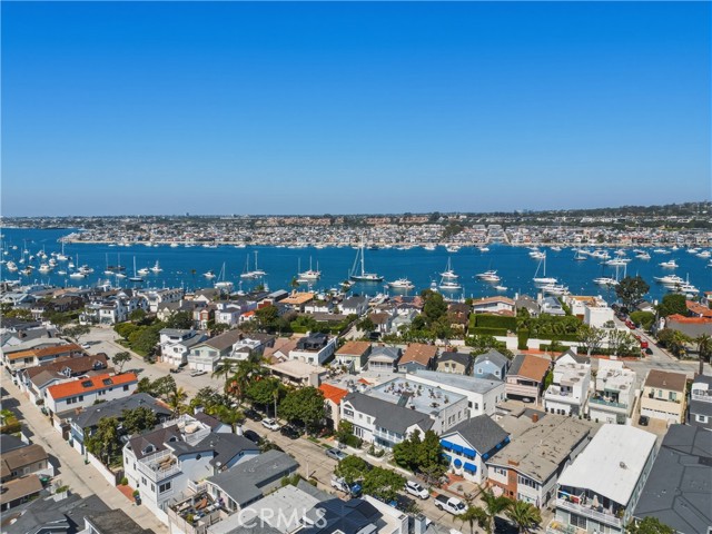 Detail Gallery Image 5 of 30 For 1530 Miramar #5,  Newport Beach,  CA 92661 - 1 Beds | 1 Baths