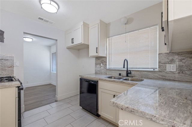 Detail Gallery Image 28 of 35 For 3803 E Clinton Ave, Fresno,  CA 93703 - 3 Beds | 1 Baths