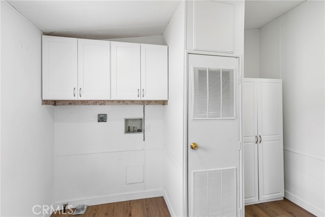 Detail Gallery Image 14 of 36 For 10220 Wrangler Way, Corona,  CA 92883 - 3 Beds | 2 Baths