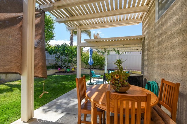 23898 Via Pamilla, Murrieta CA: https://media.crmls.org/medias/7359fd4a-abf2-4ef9-bc05-956f283ed790.jpg