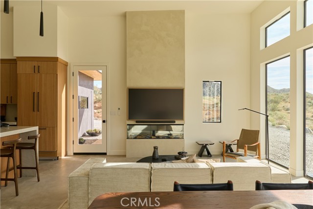 Detail Gallery Image 6 of 41 For 5137 Pioneertown Rd, Pioneertown,  CA 92268 - 3 Beds | 2/1 Baths